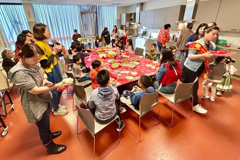 “育华文化日”活动在荷兰Purmerend隆重上演