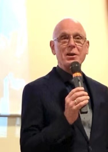 敬天下老人，扬中华美德 ——荷兰“文康之夜”晚会快乐上演